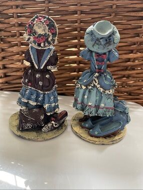 Vintage Victorian Dresses Figurine Set - Collectibles